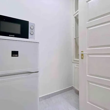 C Downtown Cozy Family Loft Apartman Budapest Kültér fotó